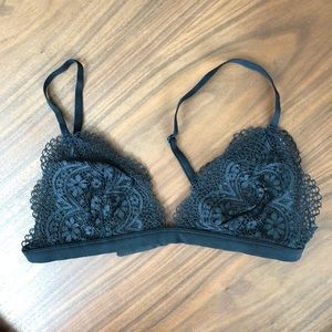 LIKE NEW- Victoria Secret Bralette 💕